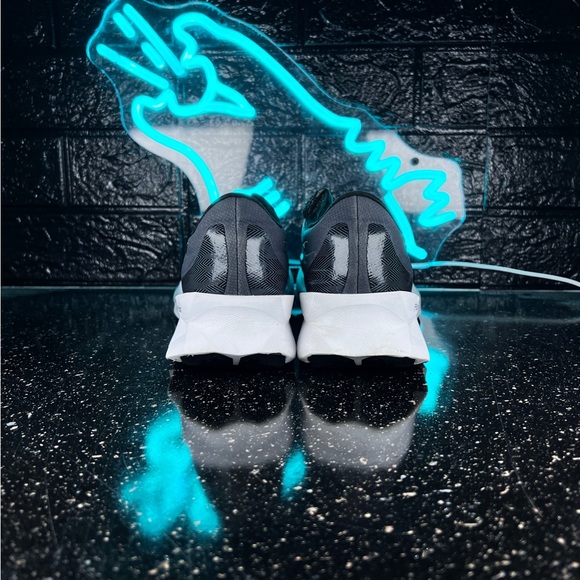 Asics Novablast Women’s Walking Running Gym Training Shoes Sneakers Grey - 7.5 - Picture 3 of 6